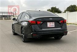 نيسان ألتيما